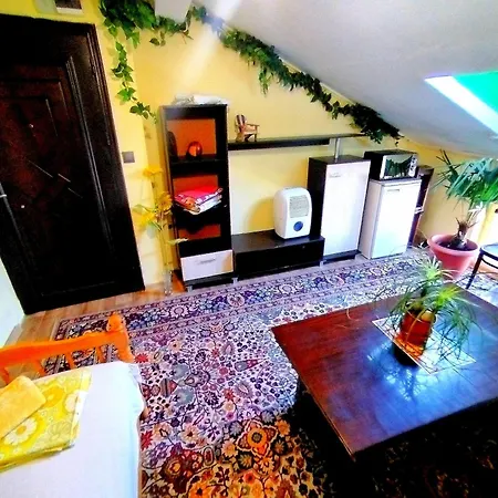 Хостел Central Suites *